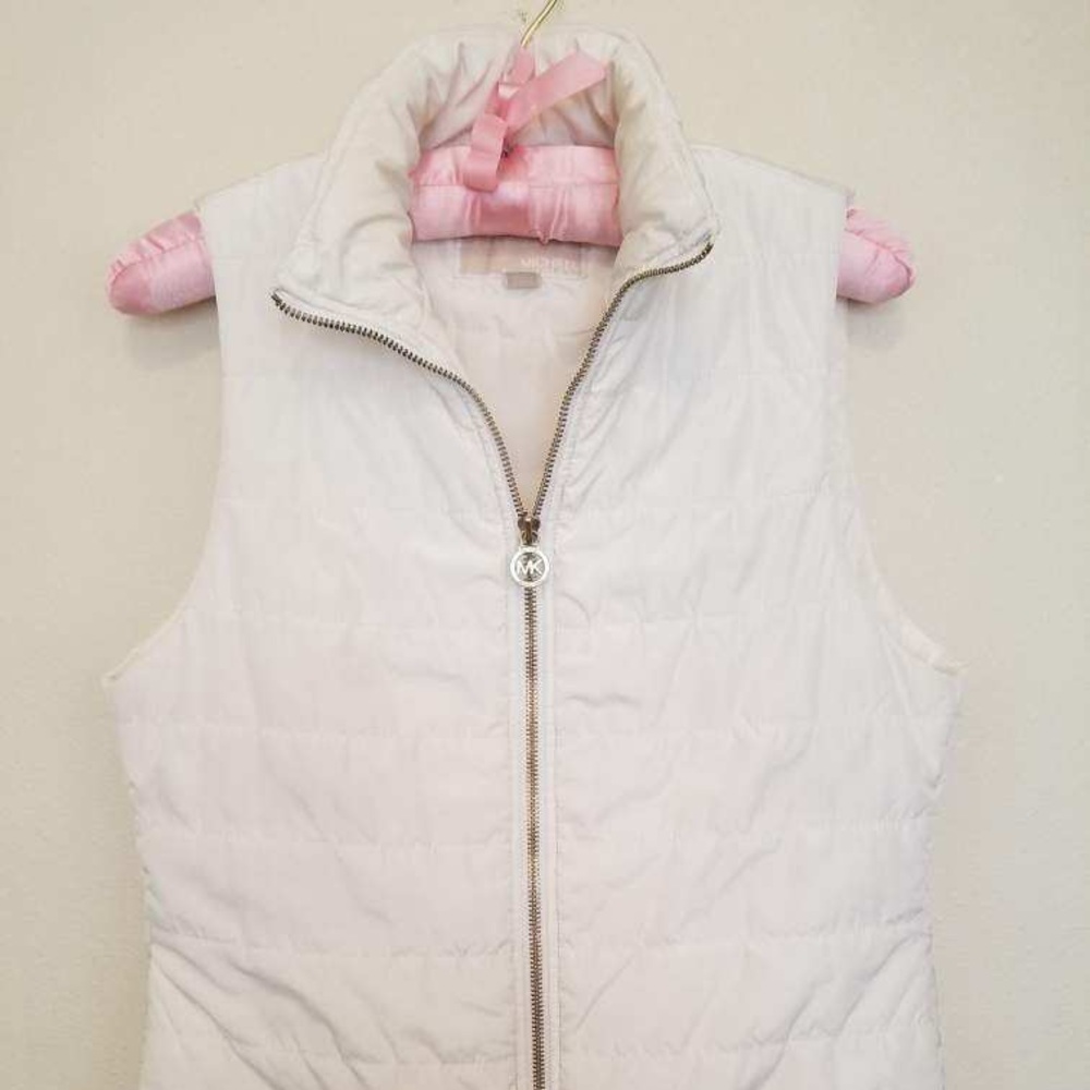 White Micheal Kors puffy puffer vest